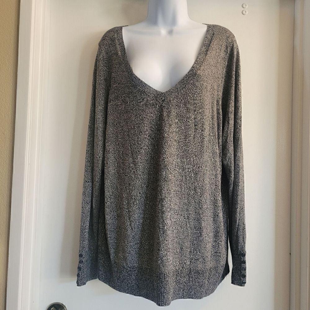 Lane Bryant rayon super soft lightweight v neck heathered black sweater